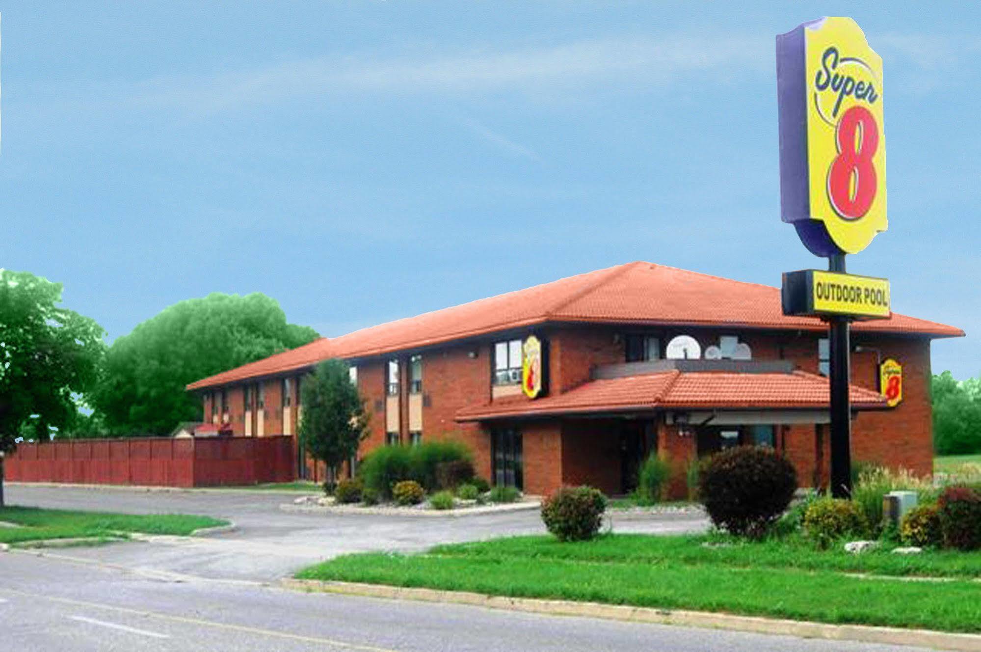 Quality Inn Chatham-Kent Exterior photo